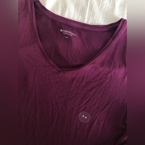 4/$30 Reitmans Long Sleeve Top - Picture 2 of 2